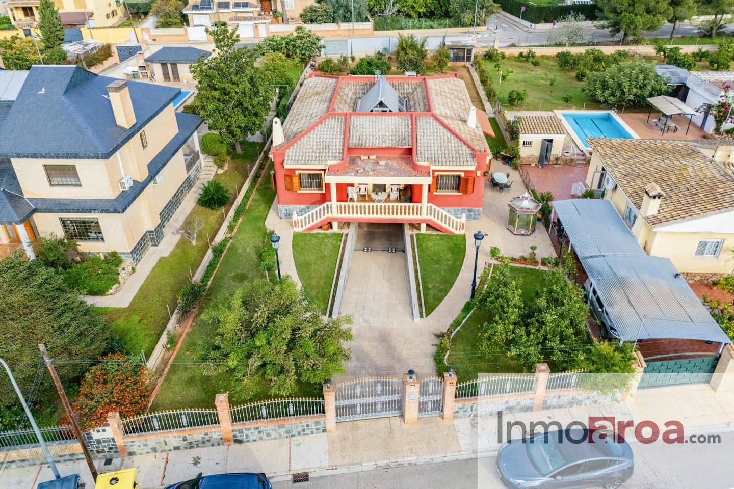 5 soveværelse Villa til salg i L'Eliana med garage - € 690.000 (Ref: 9398891)