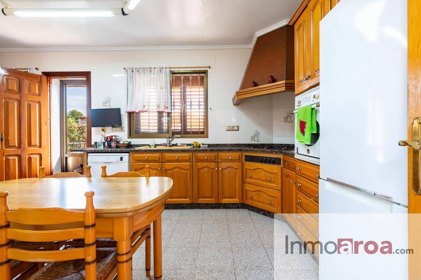 5 soveværelse Villa til salg i L'Eliana med garage - € 690.000 (Ref: 9398891)