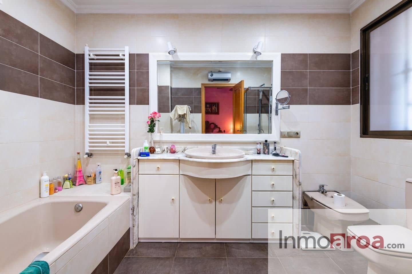 5 soveværelse Villa til salg i L'Eliana med garage - € 690.000 (Ref: 9398891)