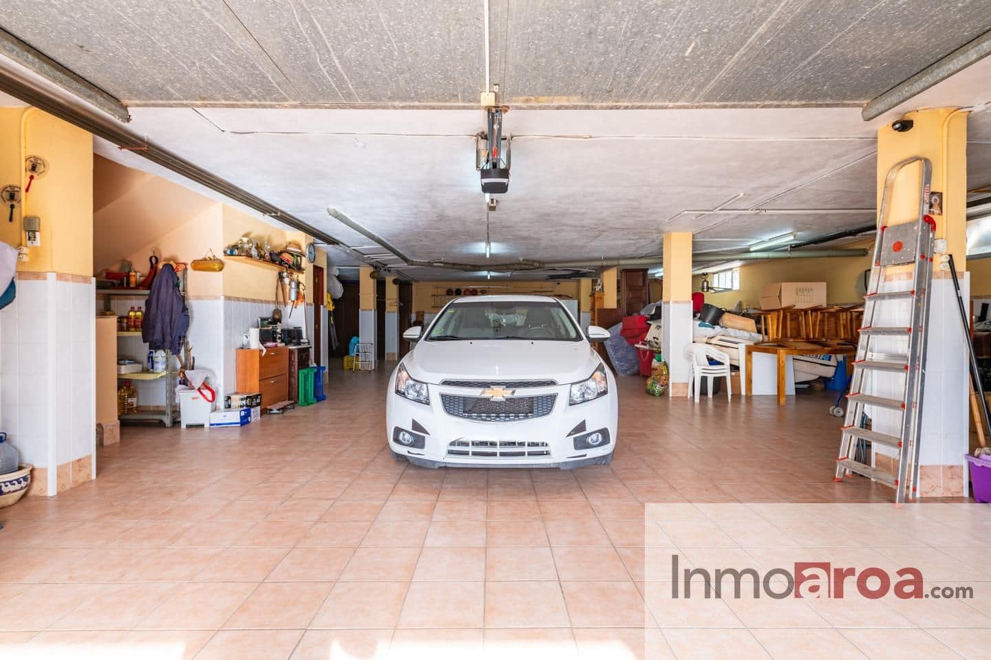 5 soveværelse Villa til salg i L'Eliana med garage - € 690.000 (Ref: 9398891)