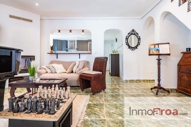 4 sovrum Villa till salu i Bétera med pool - 450 000 € (Ref: 9409992)