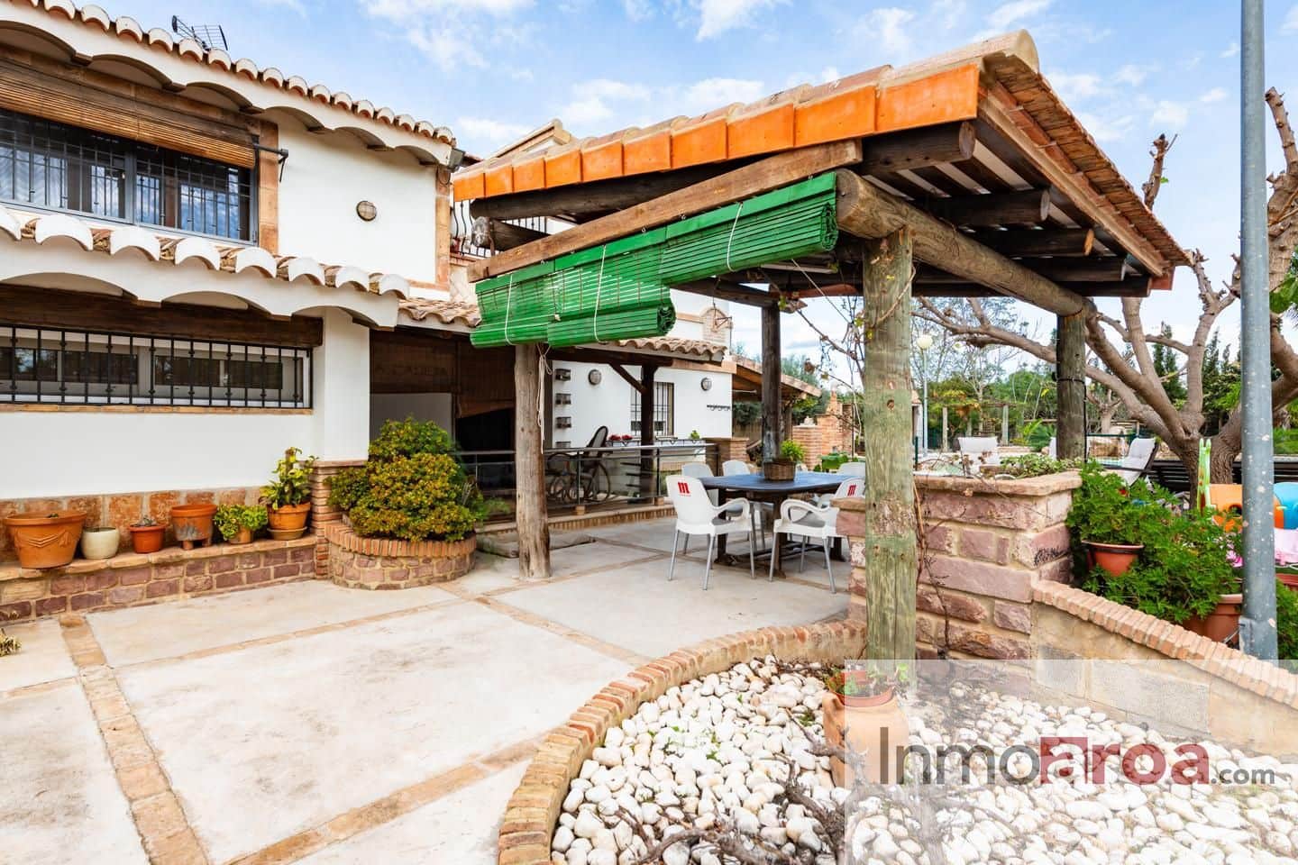 3 makuuhuone Huvila myytävänä paikassa Betera mukana uima-altaan 
autotalli - 389 000 € (Ref: 9413523)