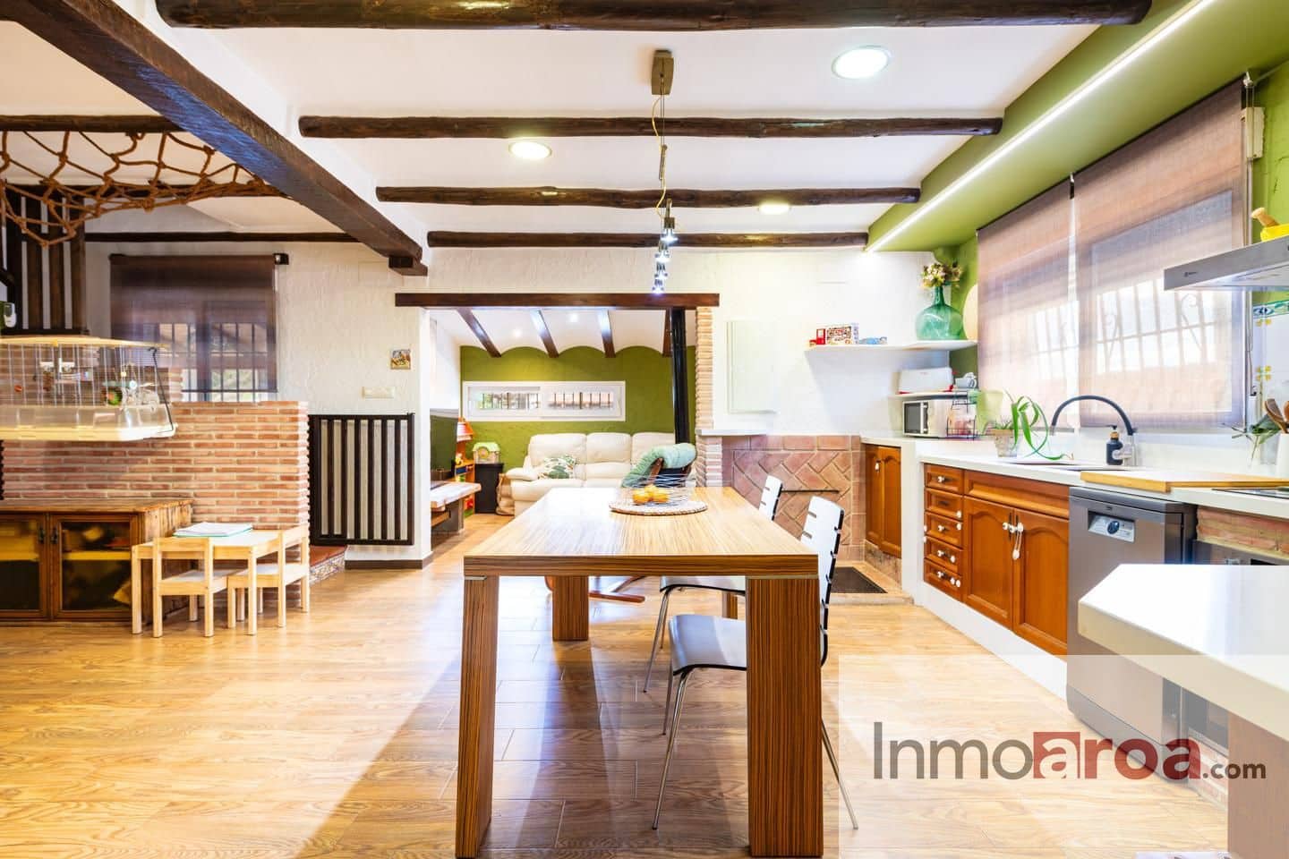 3 makuuhuone Huvila myytävänä paikassa Betera mukana uima-altaan 
autotalli - 389 000 € (Ref: 9413523)