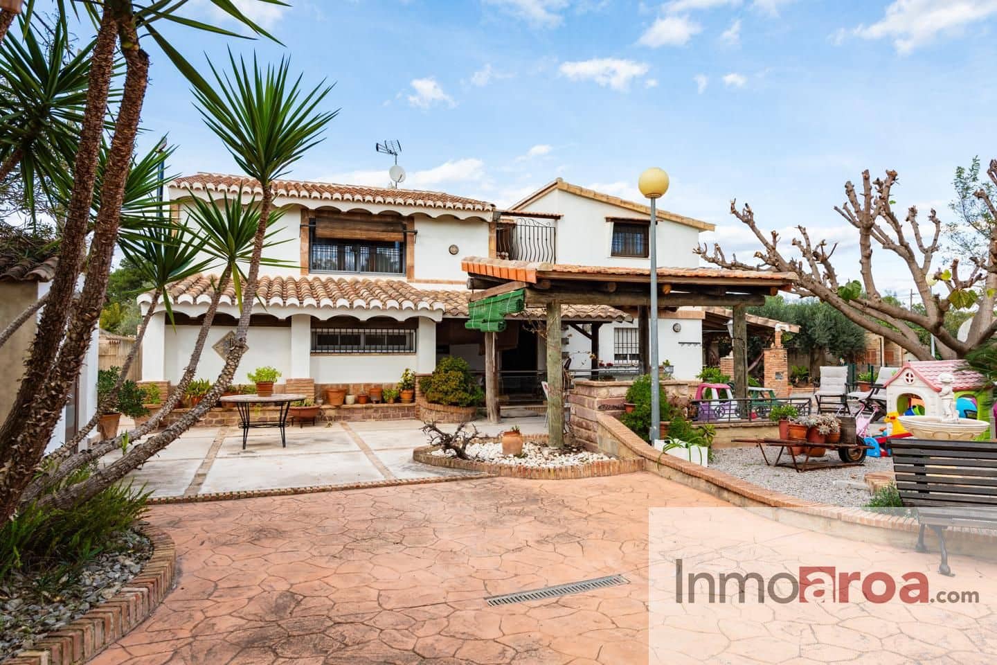 3 makuuhuone Huvila myytävänä paikassa Betera mukana uima-altaan 
autotalli - 389 000 € (Ref: 9413523)