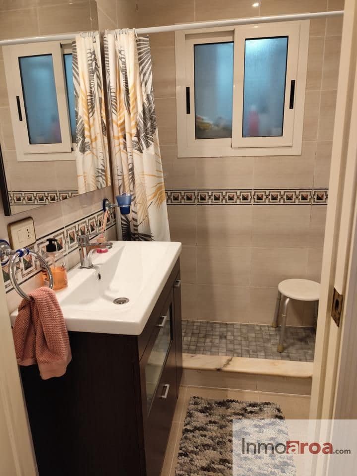 4 soveværelse Villa til salg i Serra med swimmingpool garage - € 598.000 (Ref: 9431152)