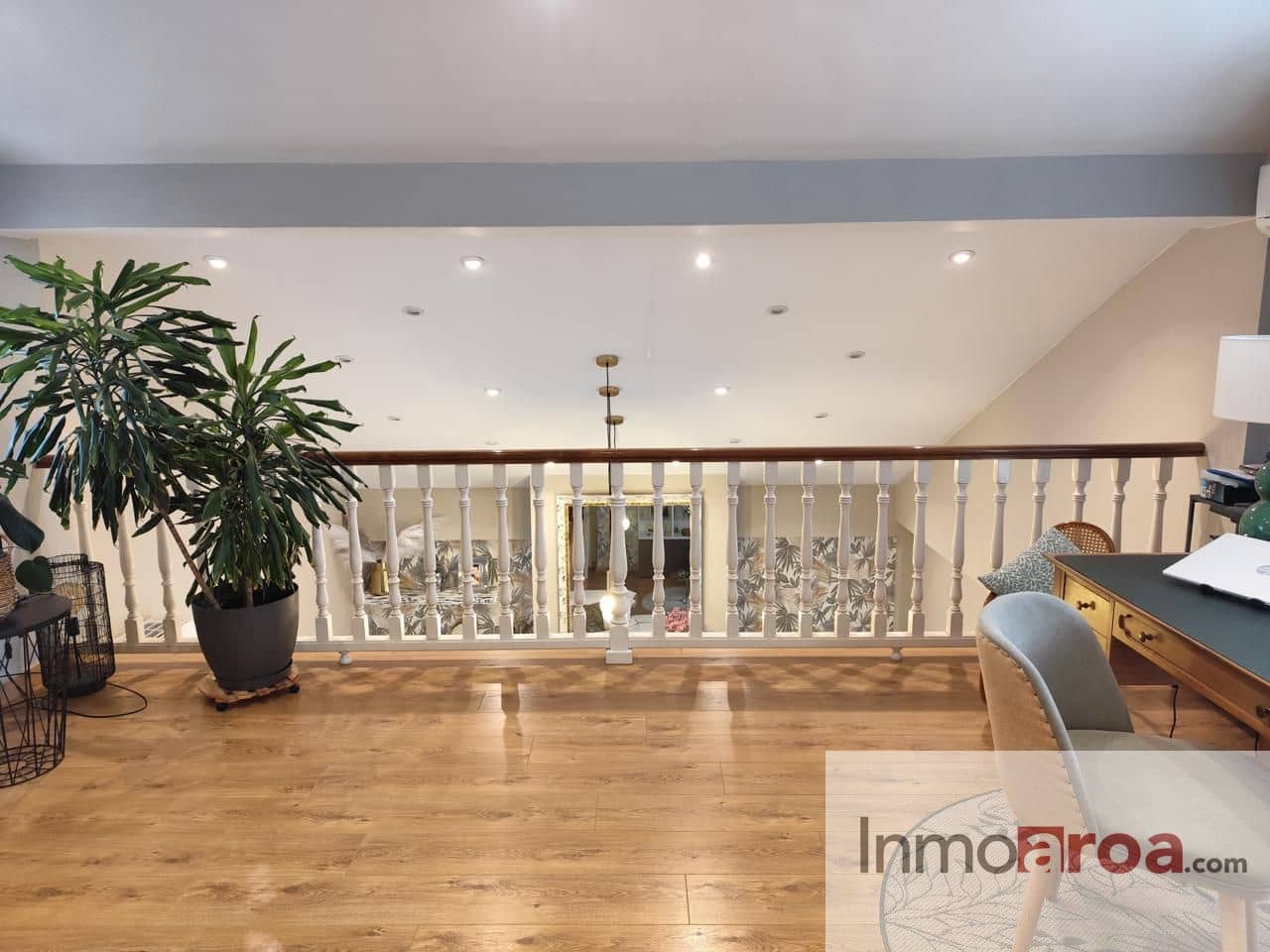 4 soveværelse Villa til salg i Serra med swimmingpool garage - € 598.000 (Ref: 9431152)