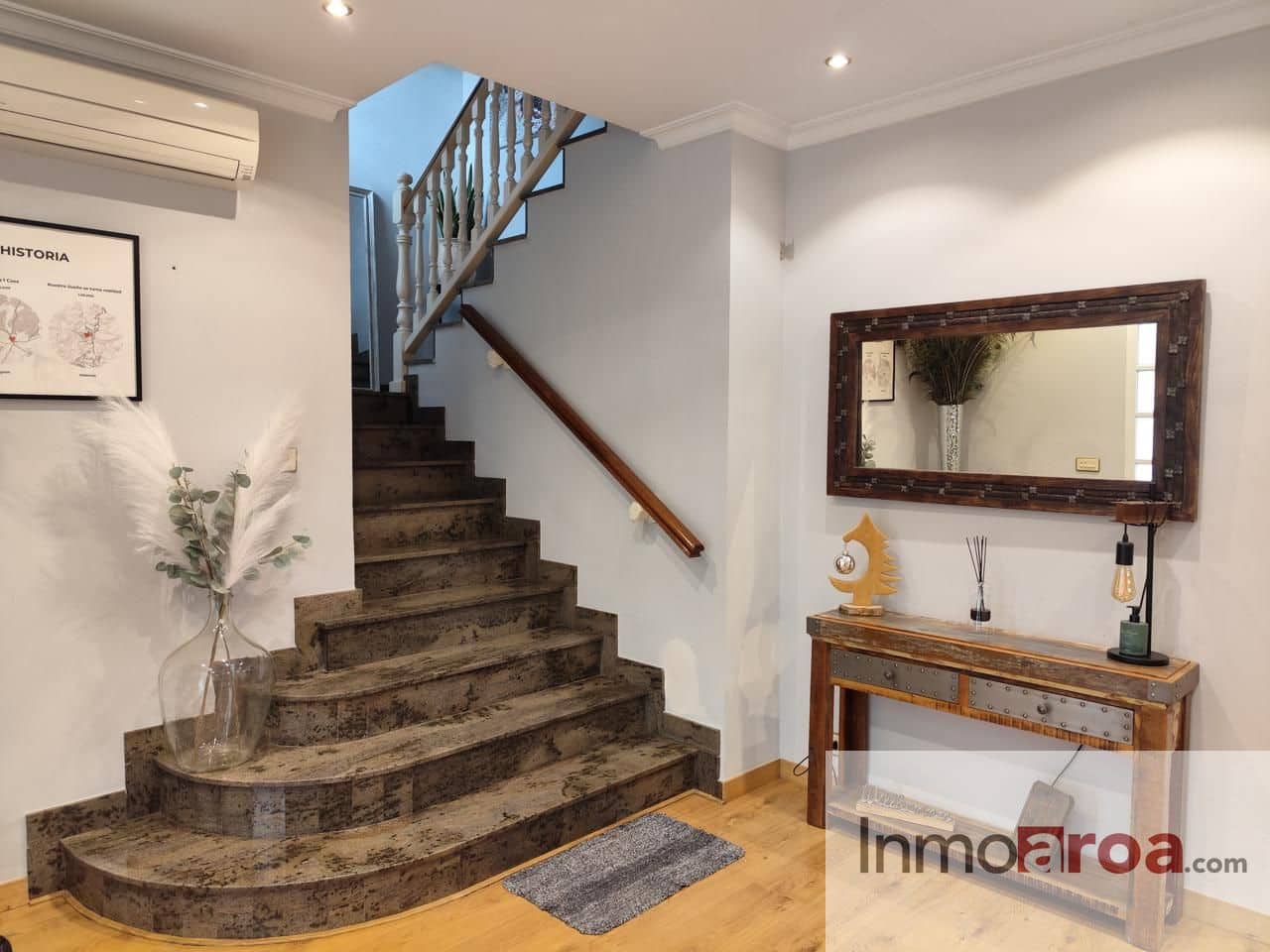 4 soveværelse Villa til salg i Serra med swimmingpool garage - € 598.000 (Ref: 9431152)