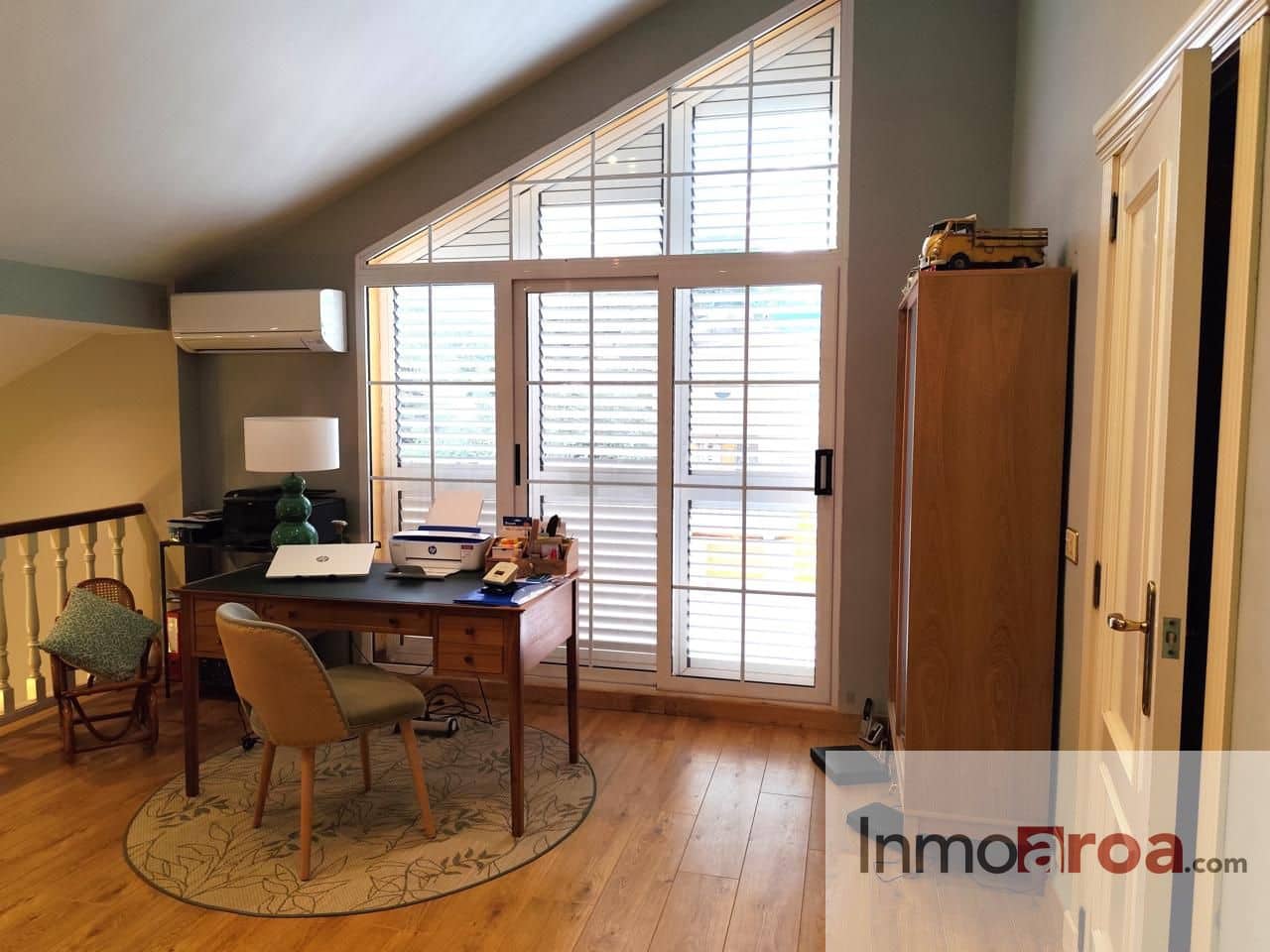 4 soveværelse Villa til salg i Serra med swimmingpool garage - € 598.000 (Ref: 9431152)