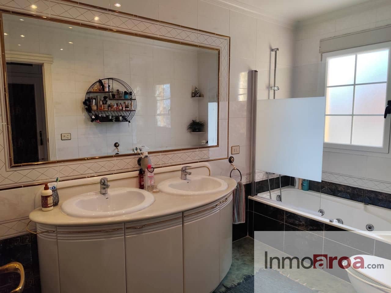 4 soveværelse Villa til salg i Serra med swimmingpool garage - € 598.000 (Ref: 9431152)