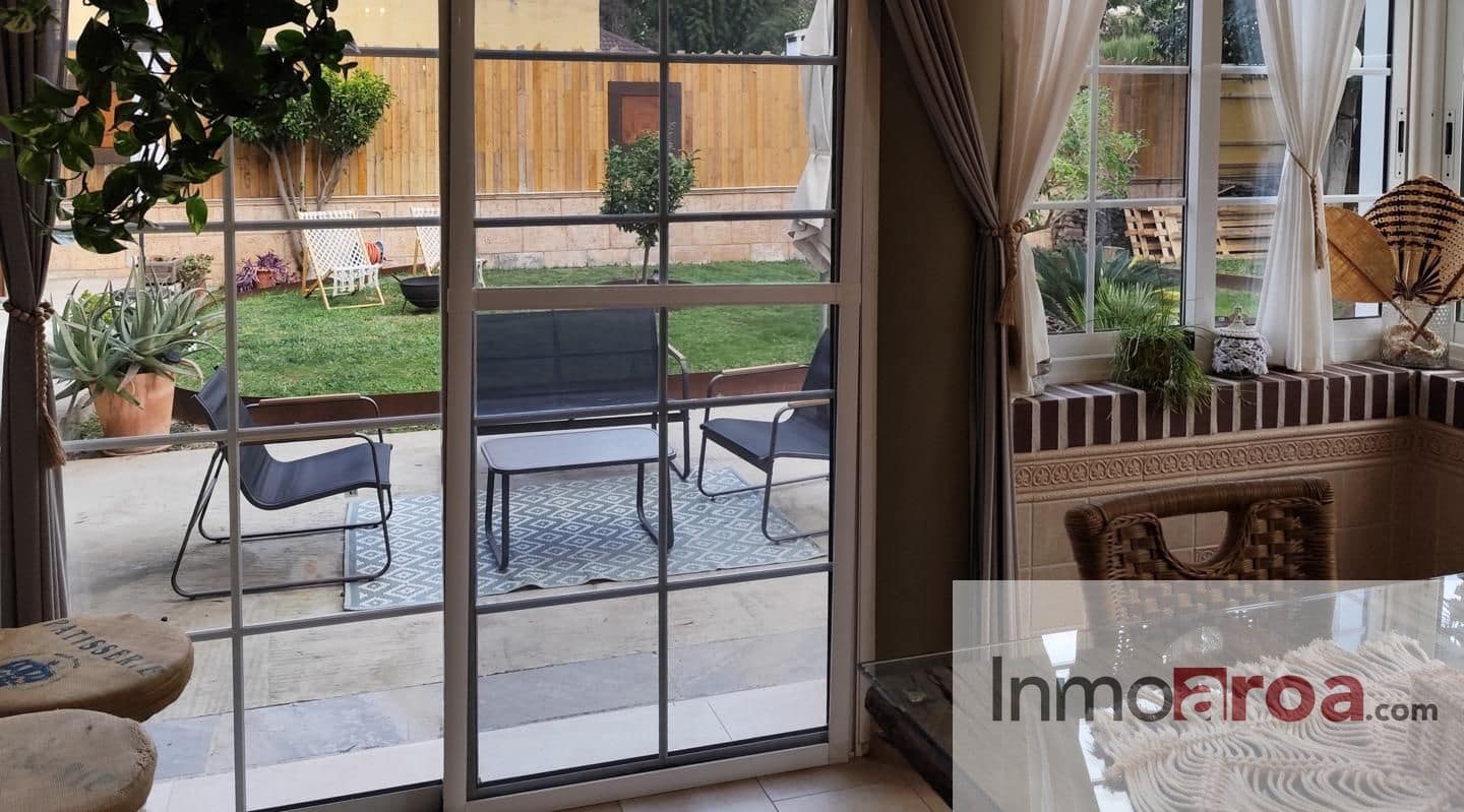 4 soveværelse Villa til salg i Serra med swimmingpool garage - € 598.000 (Ref: 9431152)