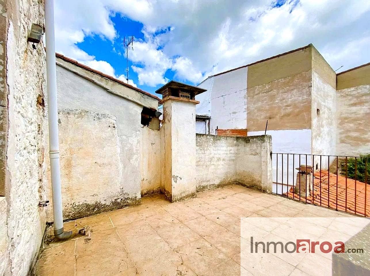 7 bedroom Flat for sale in Beniganim - € 79,500 (Ref: 9438086)