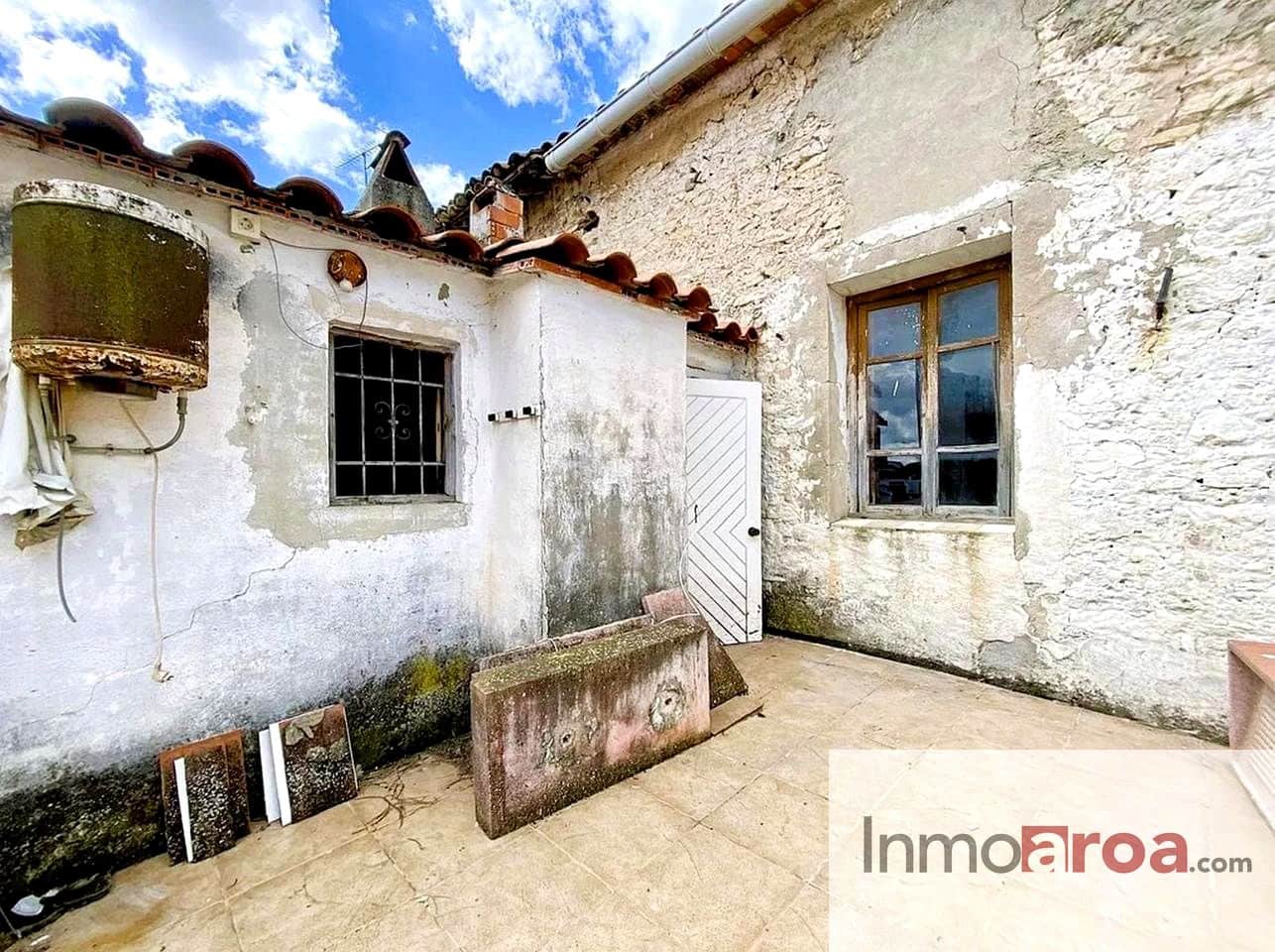 7 bedroom Flat for sale in Beniganim - € 79,500 (Ref: 9438086)