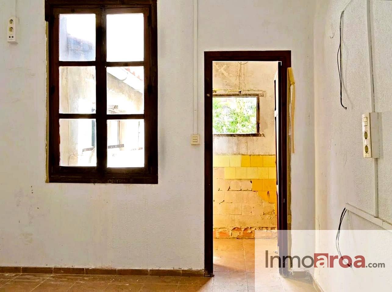 7 bedroom Flat for sale in Beniganim - € 79,500 (Ref: 9438086)