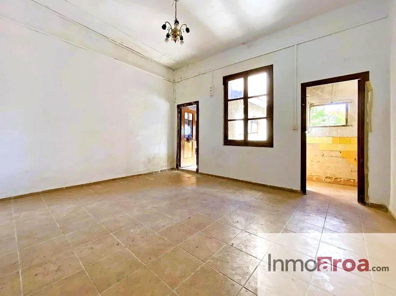 7 bedroom Flat for sale in Beniganim - € 79,500 (Ref: 9438086)