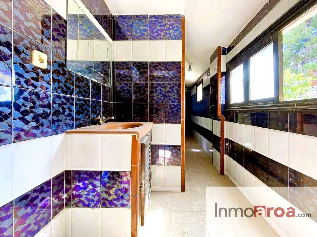 7 bedroom Flat for sale in Beniganim - € 79,500 (Ref: 9438086)