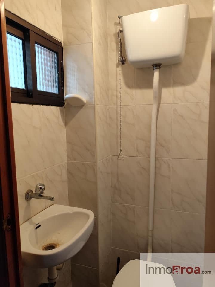 4 makuuhuone Huvila myytävänä paikassa Gatova - 90 000 € (Ref: 9467914)