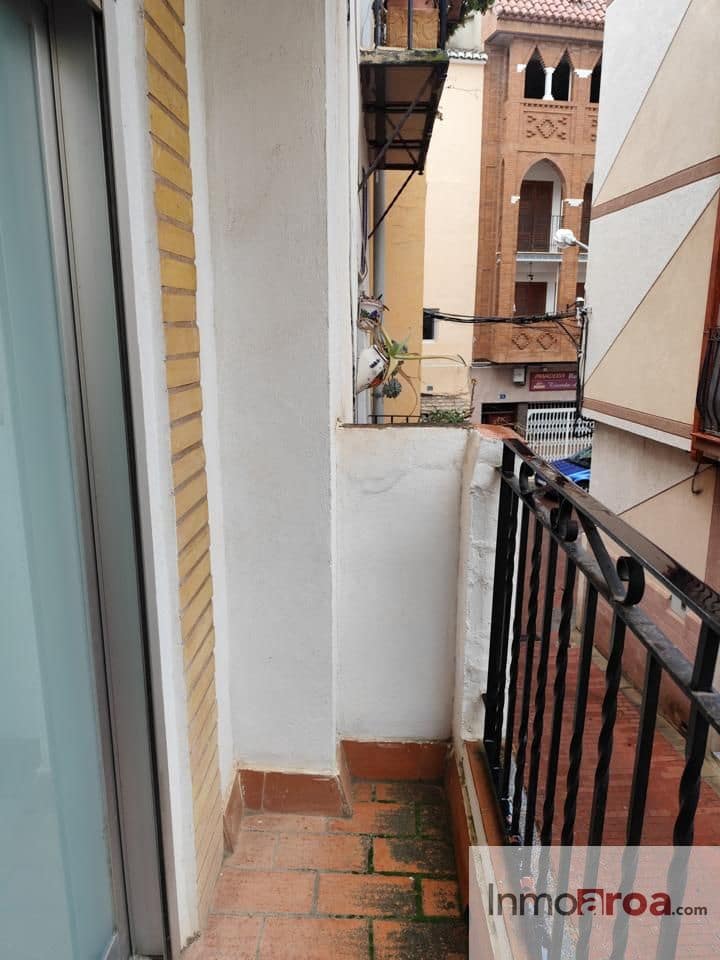 4 makuuhuone Huvila myytävänä paikassa Gatova - 90 000 € (Ref: 9467914)