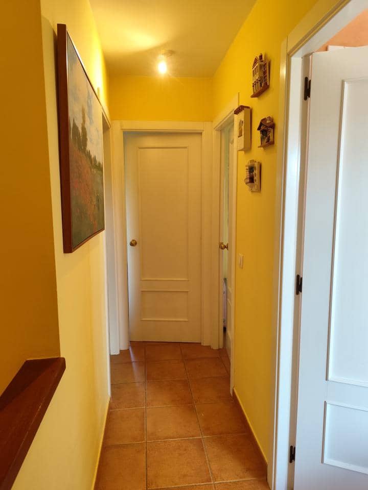 4 bedroom Villa for sale in Navata with pool garage - € 435,000 (Ref: 9498128)