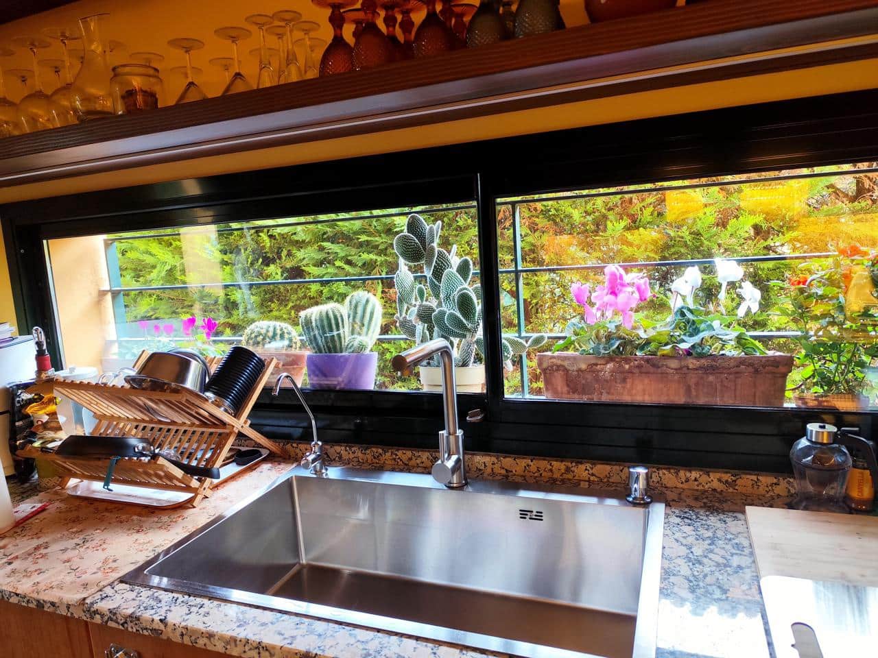 4 bedroom Villa for sale in Navata with pool garage - € 435,000 (Ref: 9498128)