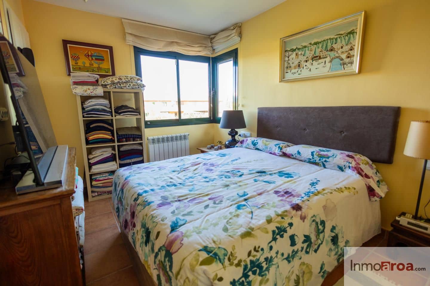 4 bedroom Villa for sale in Navata with pool garage - € 420,000 (Ref: 9498128)