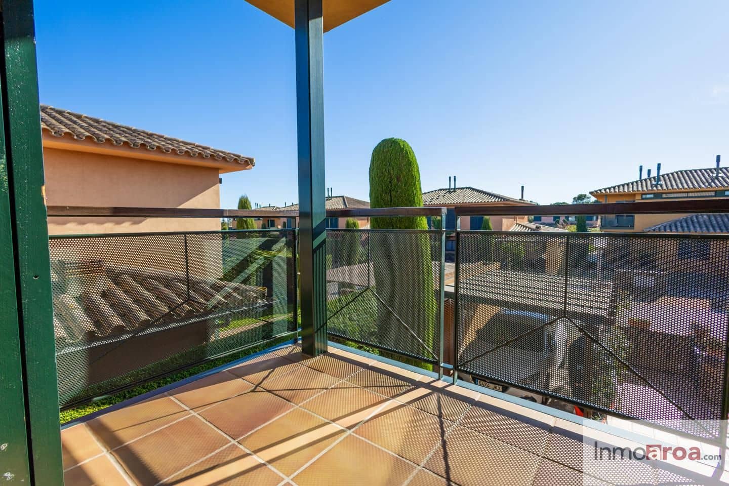 4 bedroom Villa for sale in Navata with pool garage - € 420,000 (Ref: 9498128)