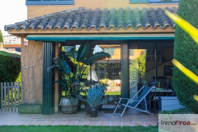 4 bedroom Villa for sale in Navata with pool garage - € 420,000 (Ref: 9498128)