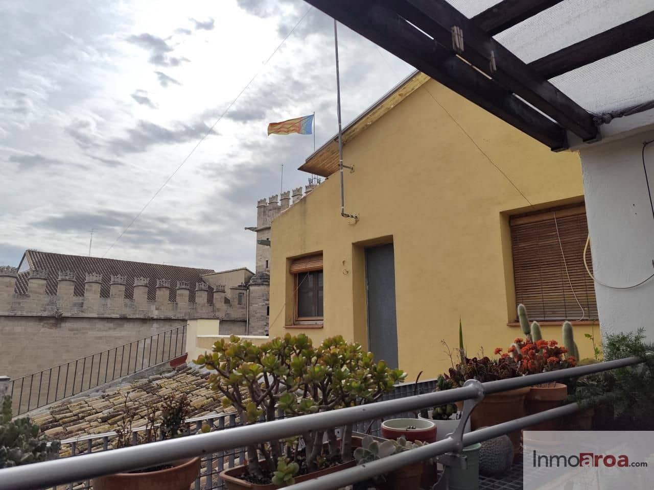 1 slaapkamer Flat te koop in Valencia stad - € 270.000 (Ref: 9558576)