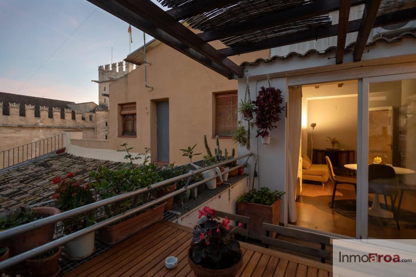 1 slaapkamer Flat te koop in Valencia stad - € 270.000 (Ref: 9558576)