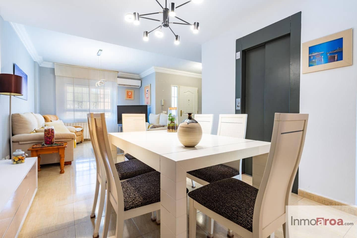 4 makuuhuone Huvila myytävänä paikassa Betera mukana 
autotalli - 440 000 € (Ref: 9587992)