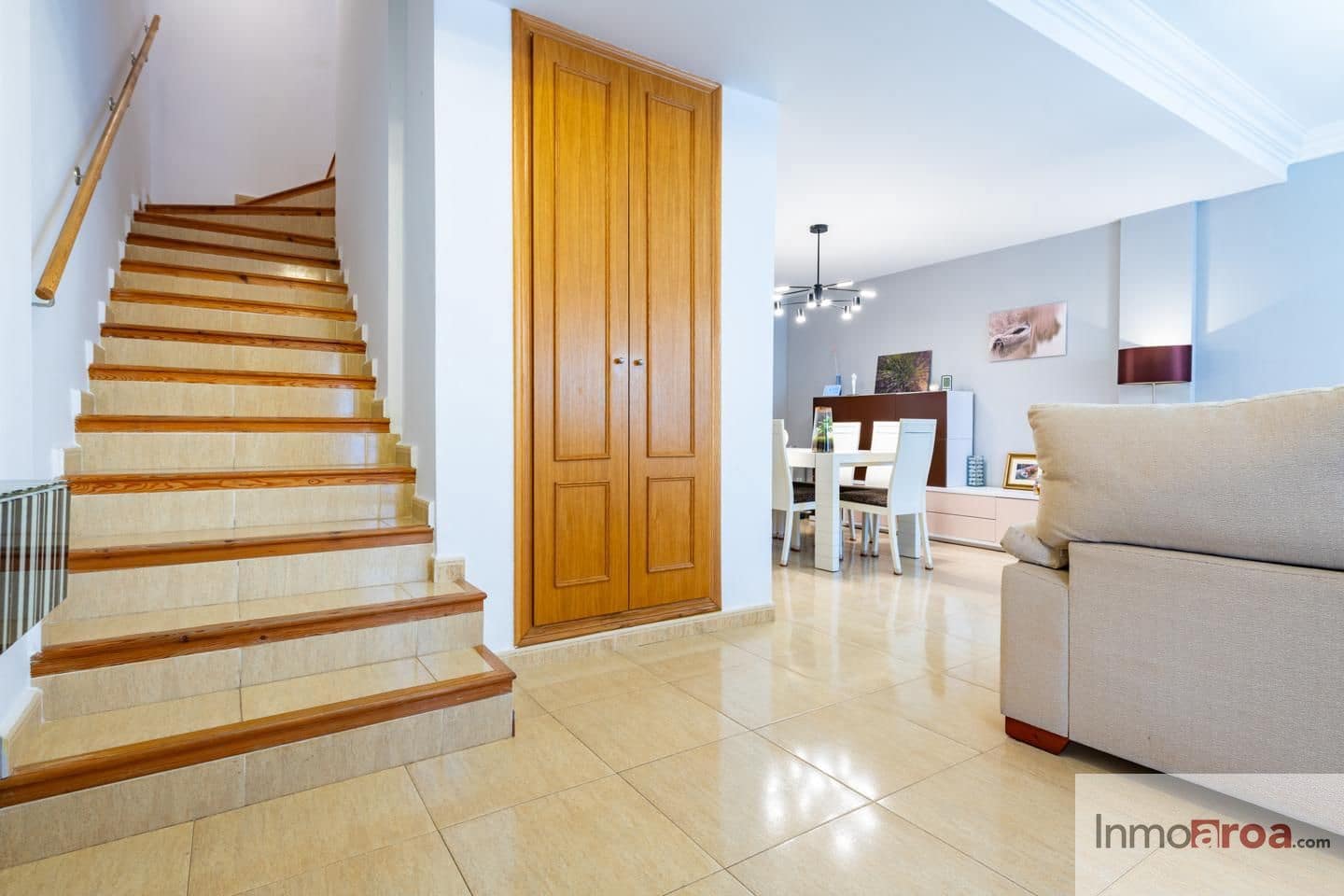 4 makuuhuone Huvila myytävänä paikassa Betera mukana 
autotalli - 440 000 € (Ref: 9587992)