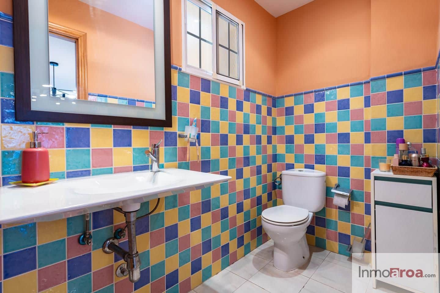 4 makuuhuone Huvila myytävänä paikassa Betera mukana 
autotalli - 440 000 € (Ref: 9587992)