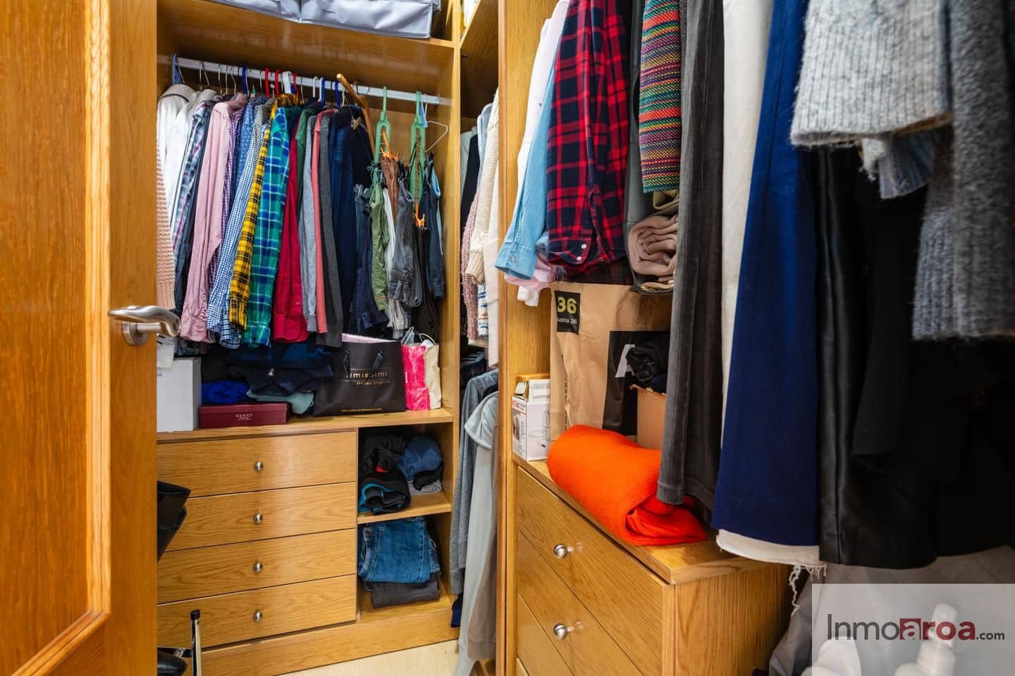 4 makuuhuone Huvila myytävänä paikassa Betera mukana 
autotalli - 440 000 € (Ref: 9587992)