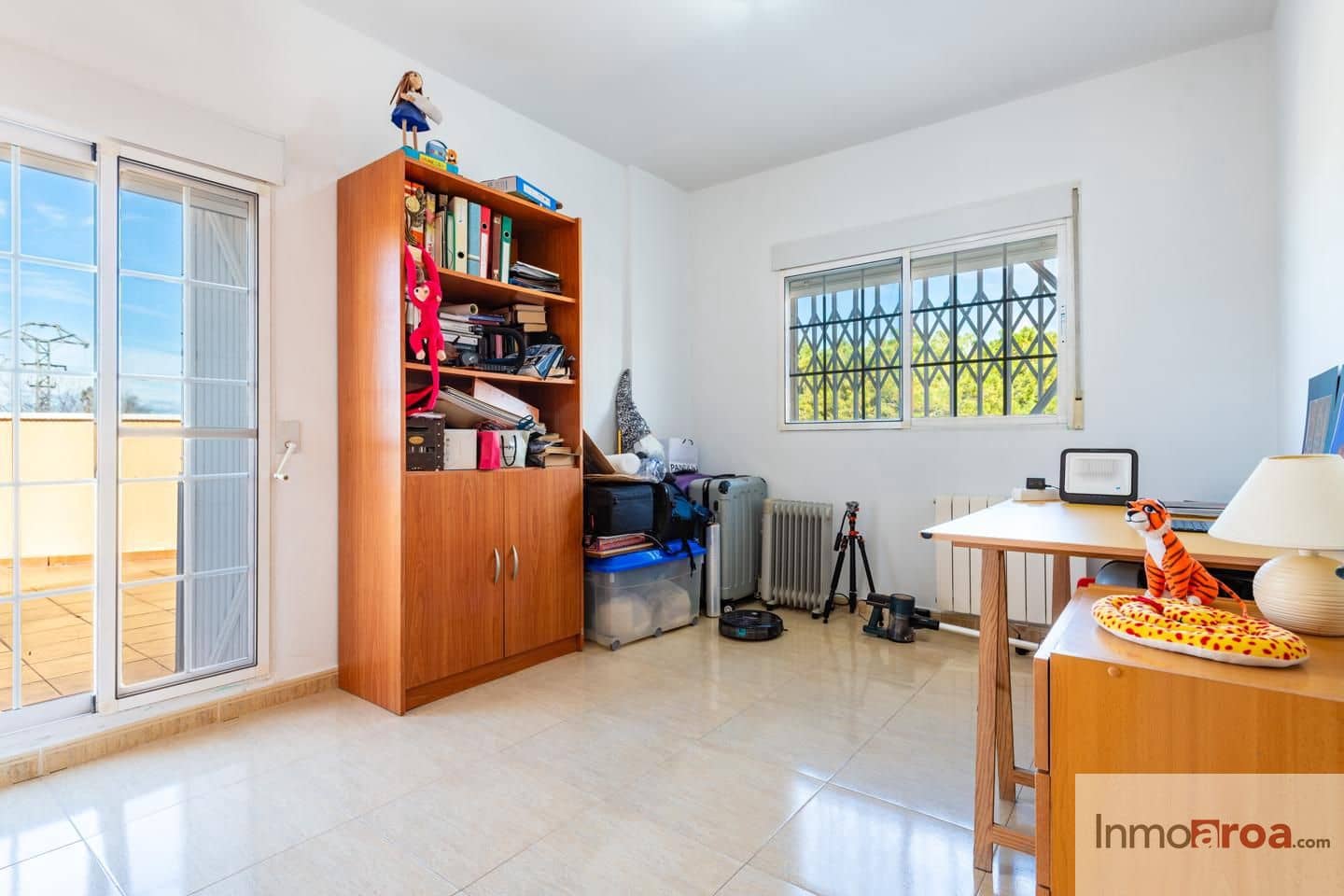 4 makuuhuone Huvila myytävänä paikassa Betera mukana 
autotalli - 440 000 € (Ref: 9587992)