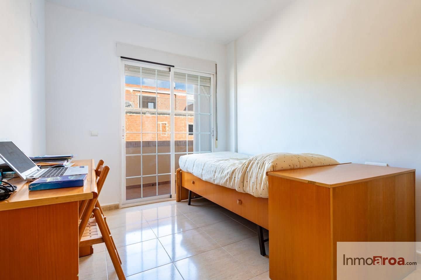 4 makuuhuone Huvila myytävänä paikassa Betera mukana 
autotalli - 440 000 € (Ref: 9587992)