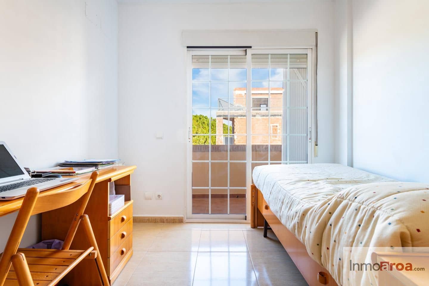 4 makuuhuone Huvila myytävänä paikassa Betera mukana 
autotalli - 440 000 € (Ref: 9587992)