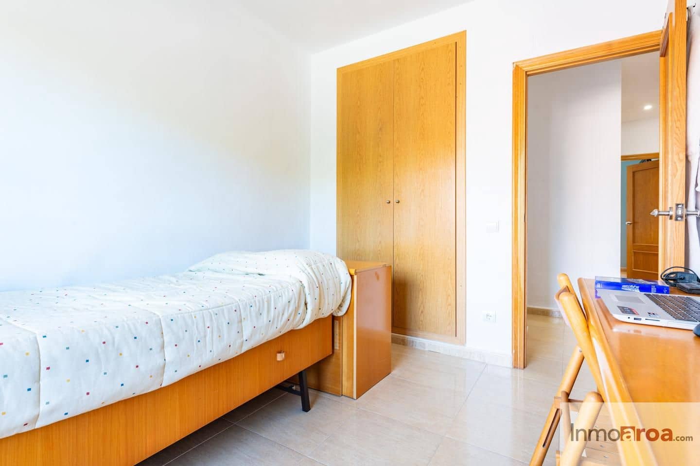 4 makuuhuone Huvila myytävänä paikassa Betera mukana 
autotalli - 440 000 € (Ref: 9587992)