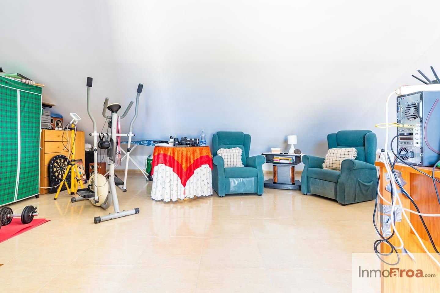 4 makuuhuone Huvila myytävänä paikassa Betera mukana 
autotalli - 440 000 € (Ref: 9587992)