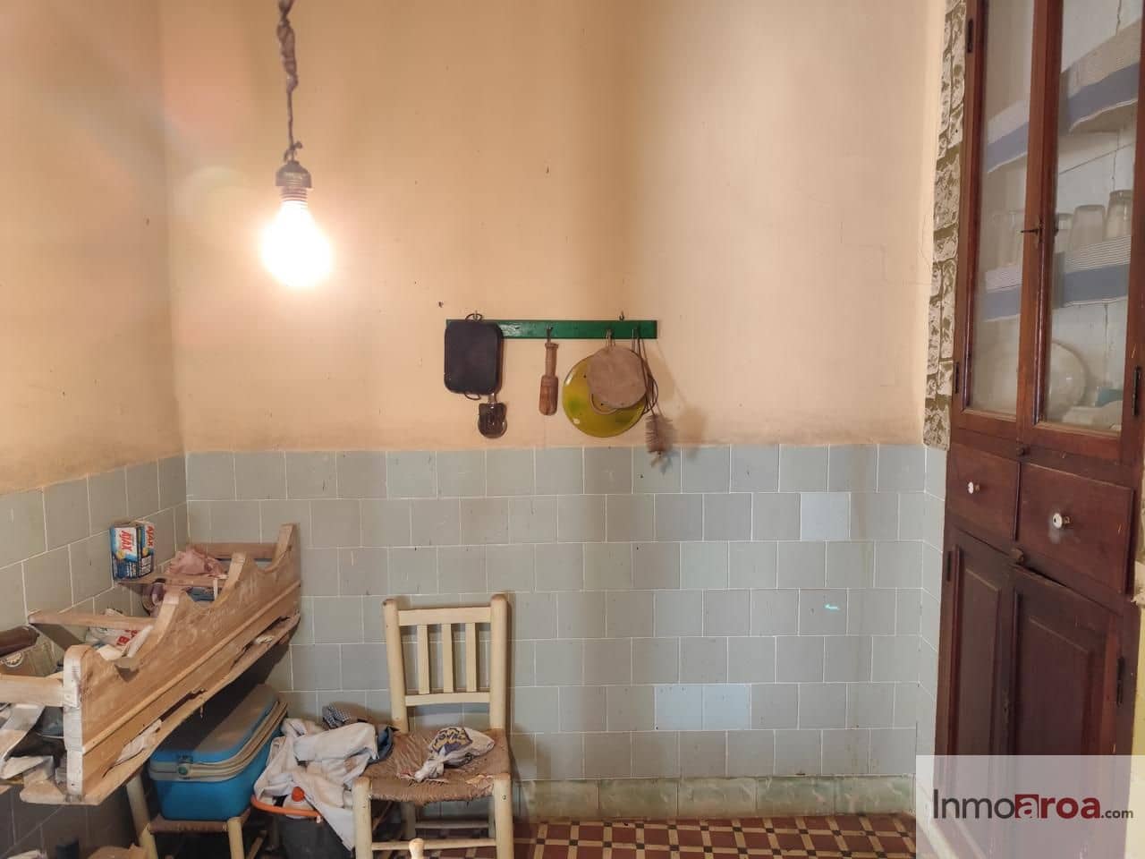 6 bedroom Villa for sale in Gatova - € 105,000 (Ref: 9729792)