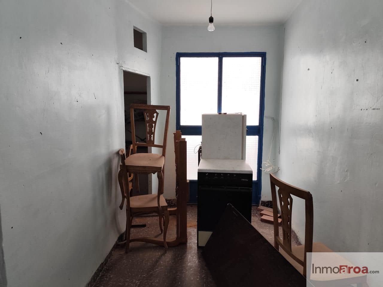 6 bedroom Villa for sale in Gatova - € 105,000 (Ref: 9729792)