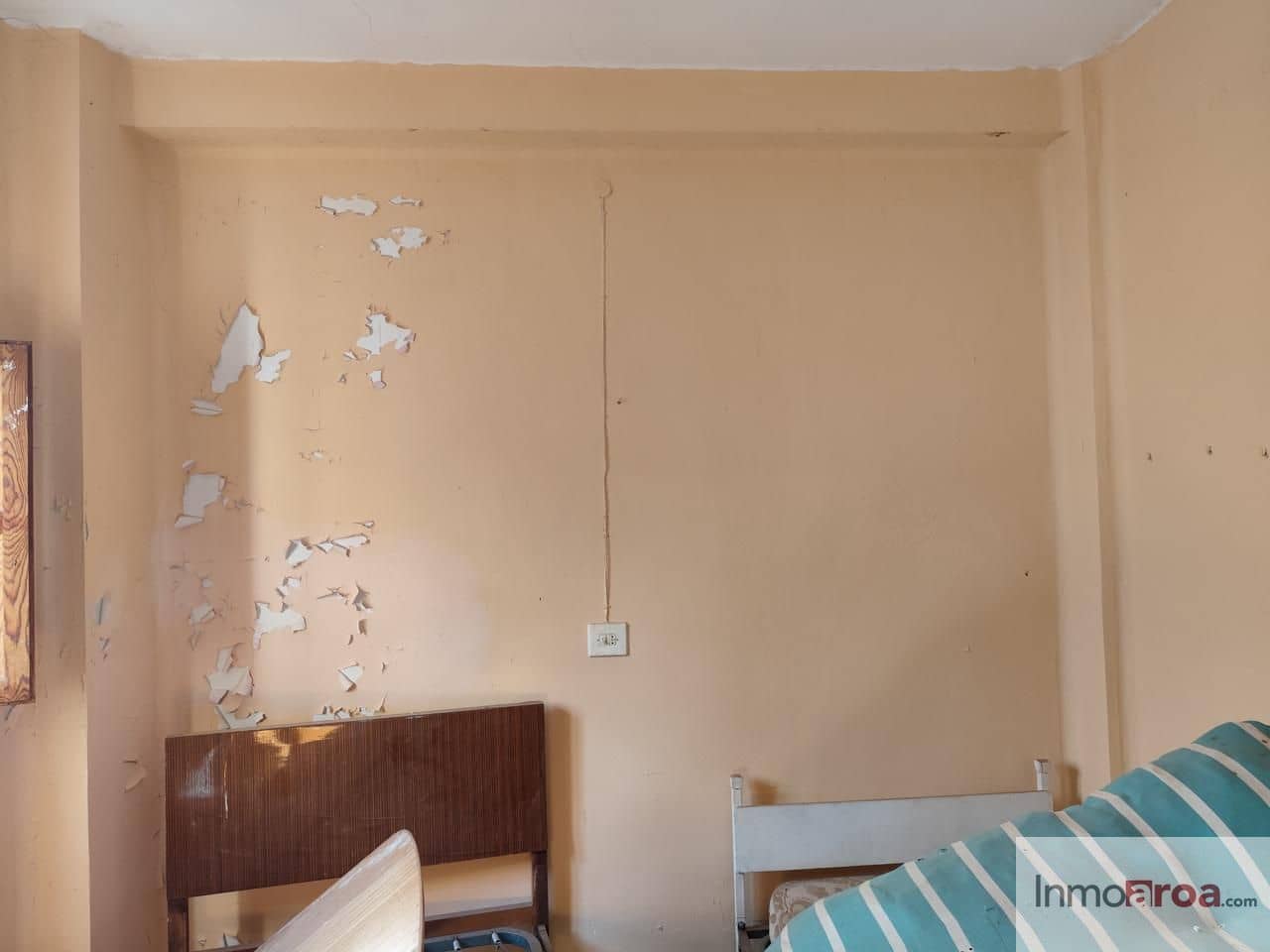 6 bedroom Villa for sale in Gatova - € 105,000 (Ref: 9729792)