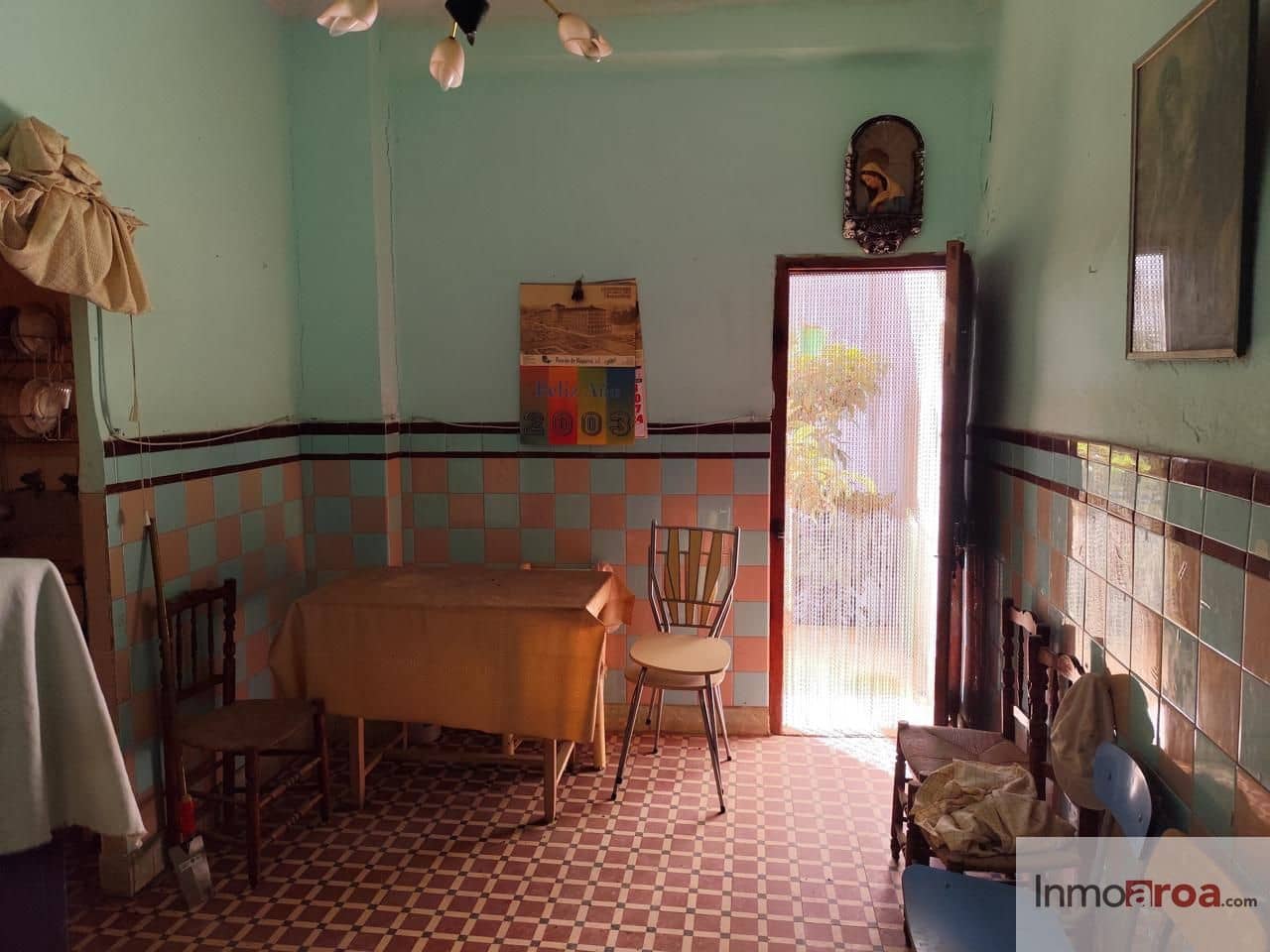 6 bedroom Villa for sale in Gatova - € 105,000 (Ref: 9729792)