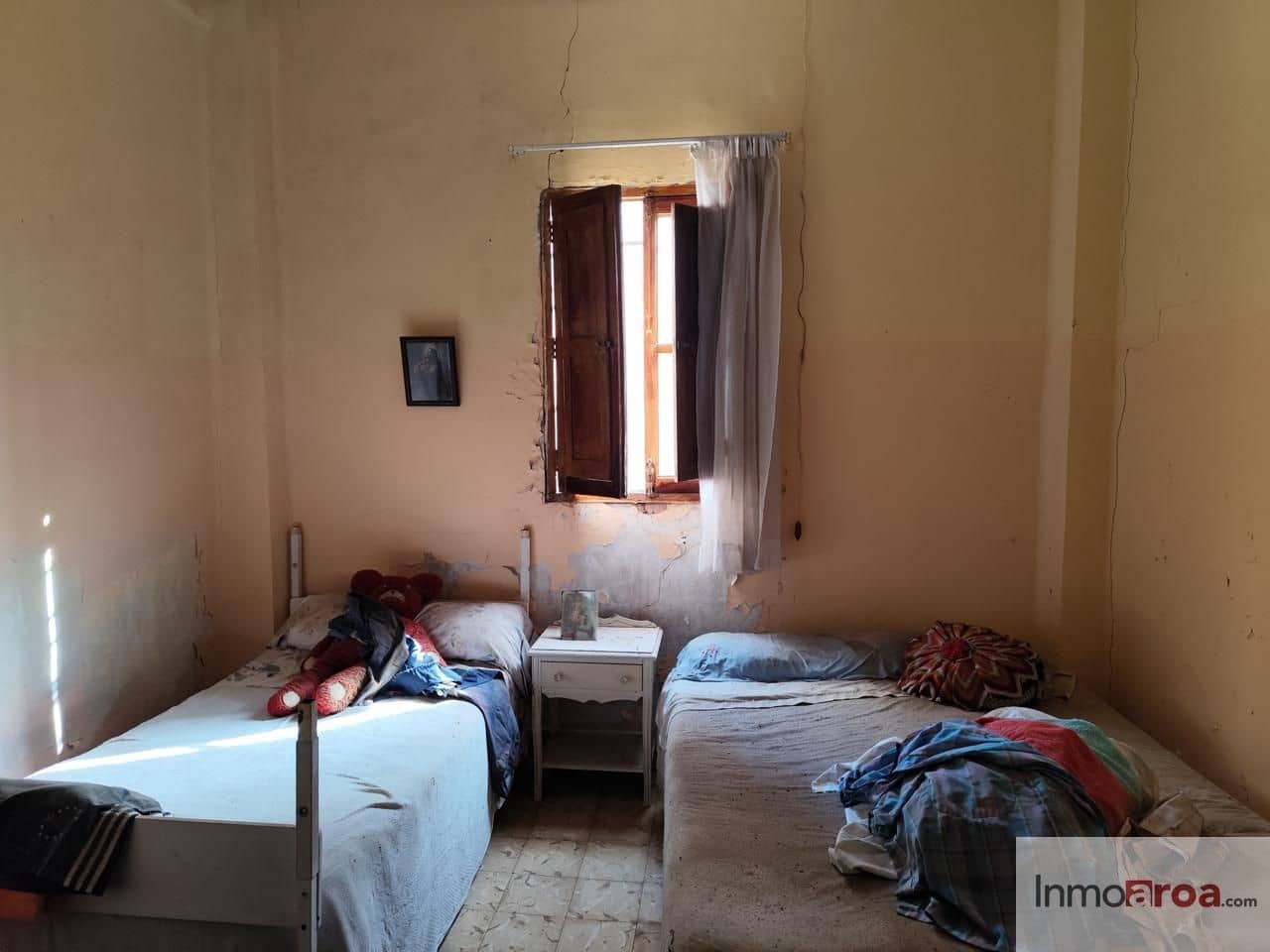 6 bedroom Villa for sale in Gatova - € 105,000 (Ref: 9729792)