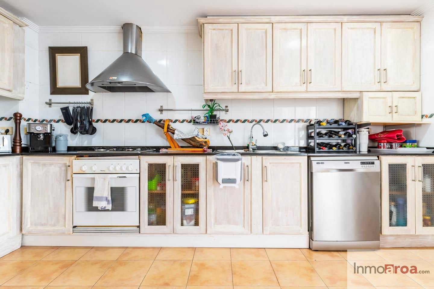 4 bedroom Villa for sale in Betera with pool garage - € 475,000 (Ref: 9734098)