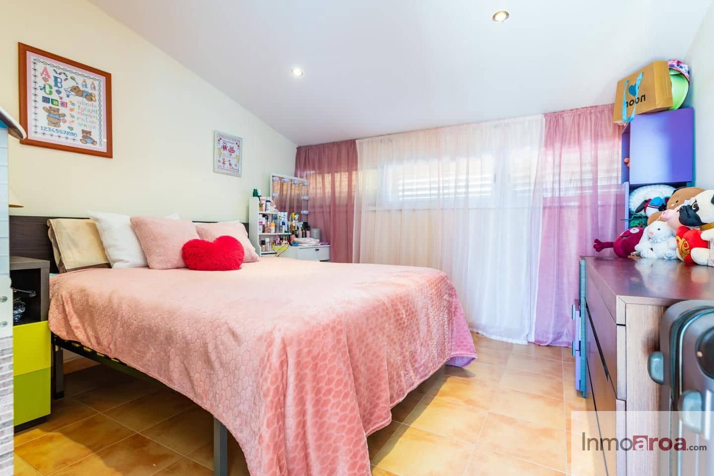 4 bedroom Villa for sale in Betera with pool garage - € 475,000 (Ref: 9734098)