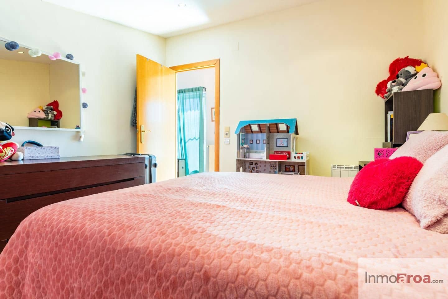 4 bedroom Villa for sale in Betera with pool garage - € 475,000 (Ref: 9734098)