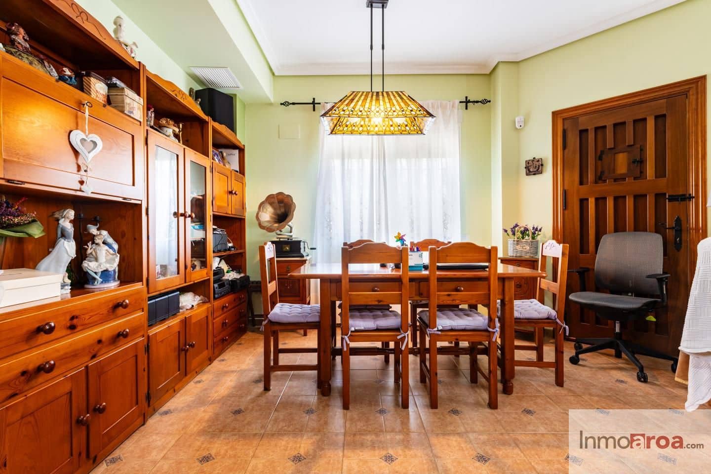 Chalet de 4 habitaciones en Bétera en venta con piscina garaje - 650.000 € (Ref: 9798395)