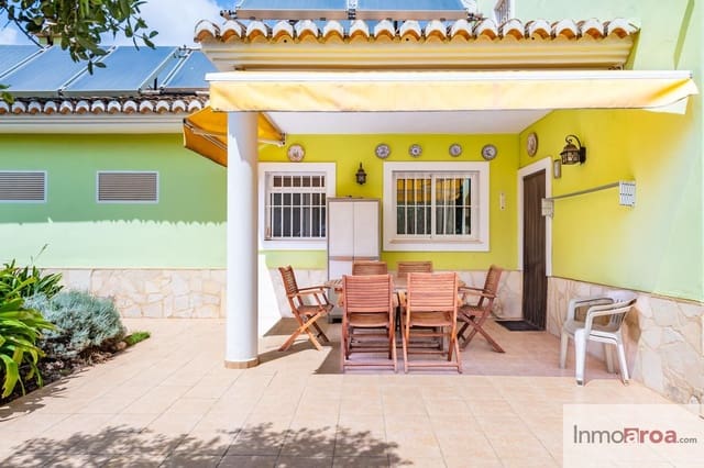 4 soveværelse Villa til salg i Bétera med swimmingpool garage - € 650.000 (Ref: 9798395)