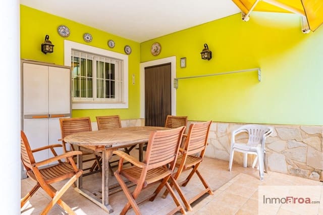 4 soveværelse Villa til salg i Bétera med swimmingpool garage - € 650.000 (Ref: 9798395)