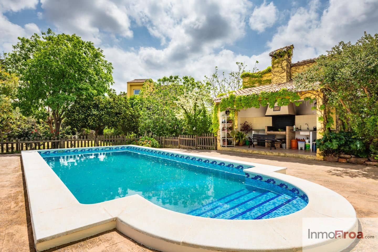 Chalet de 4 habitaciones en Bétera en venta con piscina garaje - 650.000 € (Ref: 9798395)