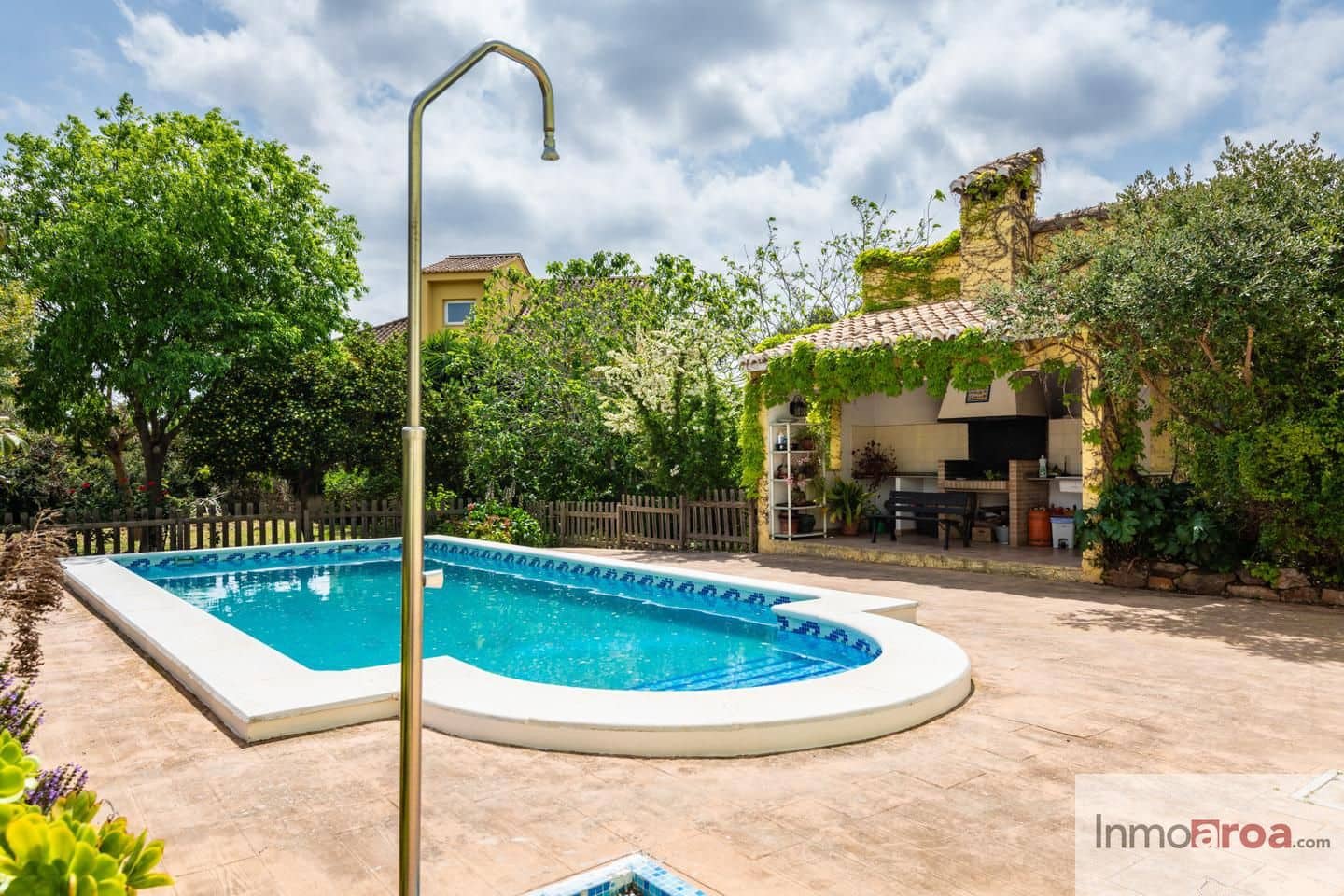 Chalet de 4 habitaciones en Bétera en venta con piscina garaje - 650.000 € (Ref: 9798395)